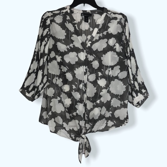 Lane Bryant Semi Sheer Floral Button-Down Top Sz 14/16 - Picture 1 of 5